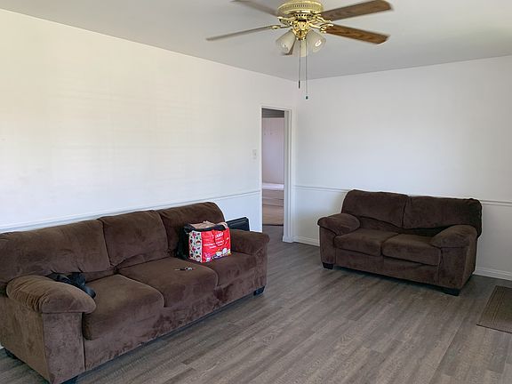 3rd image of 12725 Glynn Ave
