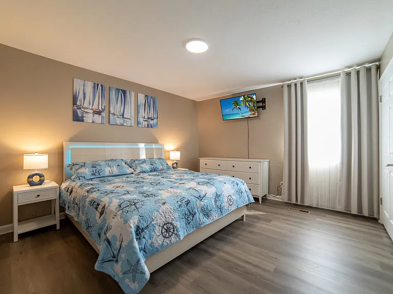 6300 Pinetree Ave #B — Photo 4