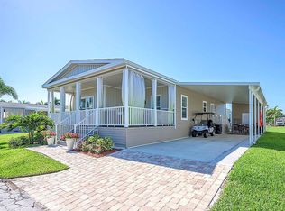 111 Cottonwood Ln, Naples, FL 34112