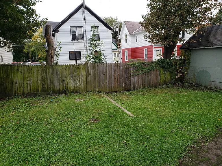1617 Hamilton St — Photo 15