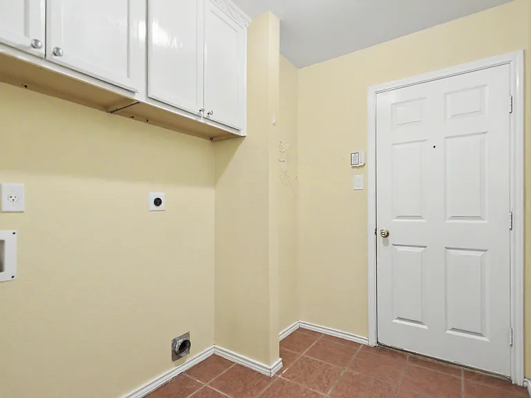 1804 Lobrecht Ct — Photo 22