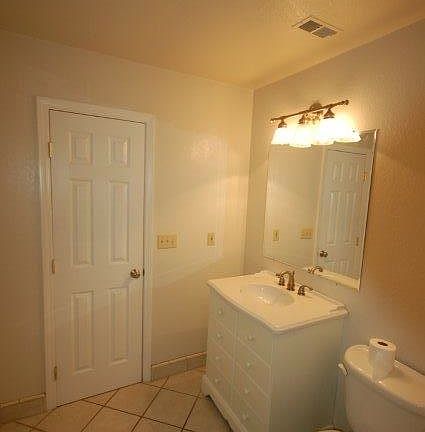 4th image of 1784 Edgemont Way