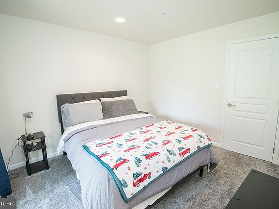 5th image of 23098 Foxglove Way