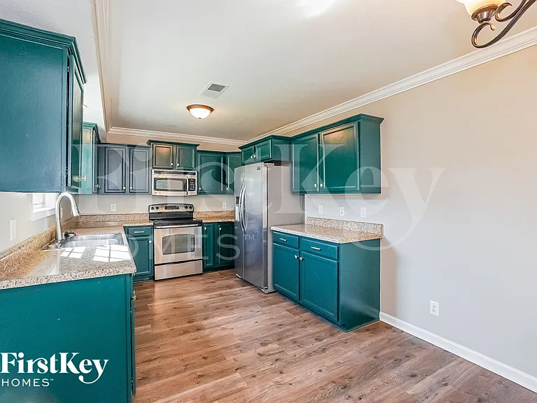1302 Marcy Ct — Photo 7