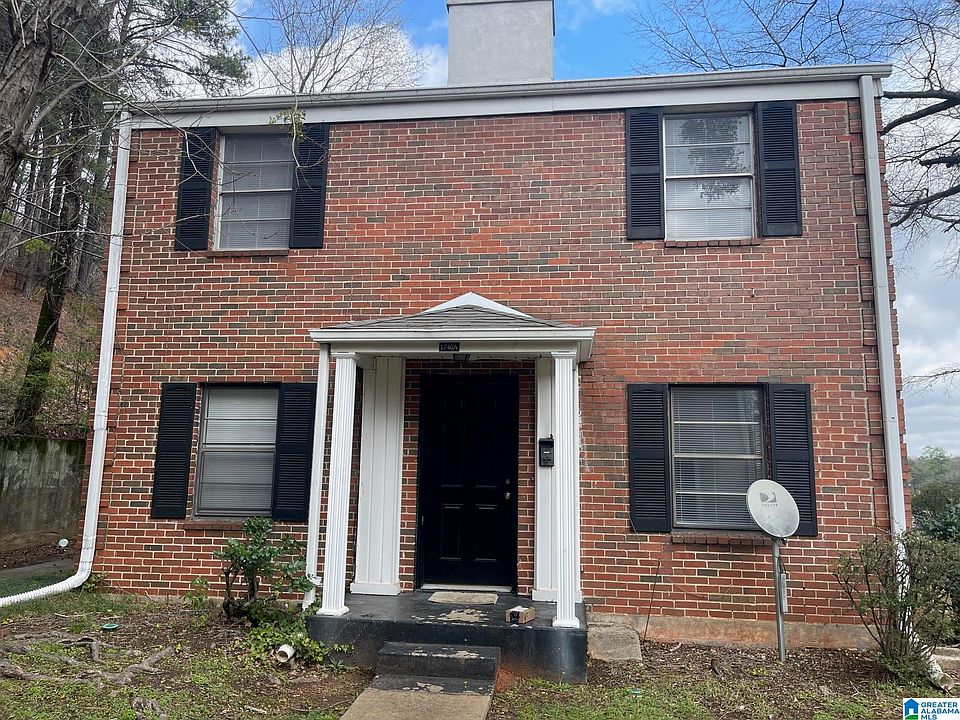 1st image of 1740 Valley Ave APT A
