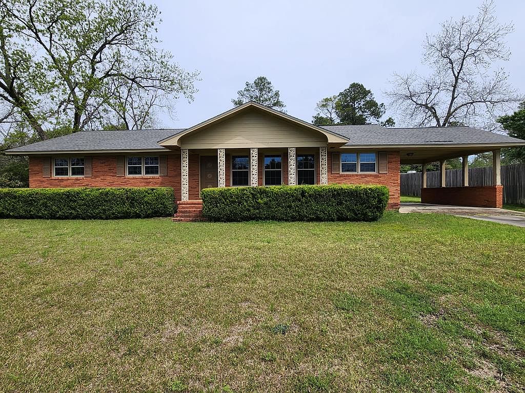 197 Lincoln Ave, Fitzgerald, GA 31750 MLS 134977 Zillow