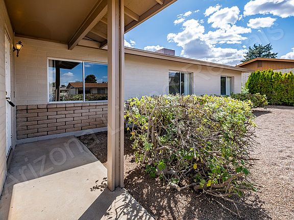 5th image of 1010 Gardencrest Dr