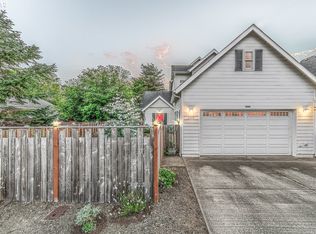 2949 NW Neptune Ave, Lincoln City, OR
