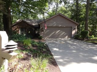 6414 Canal Point Ln E, Fort Wayne, IN 46804