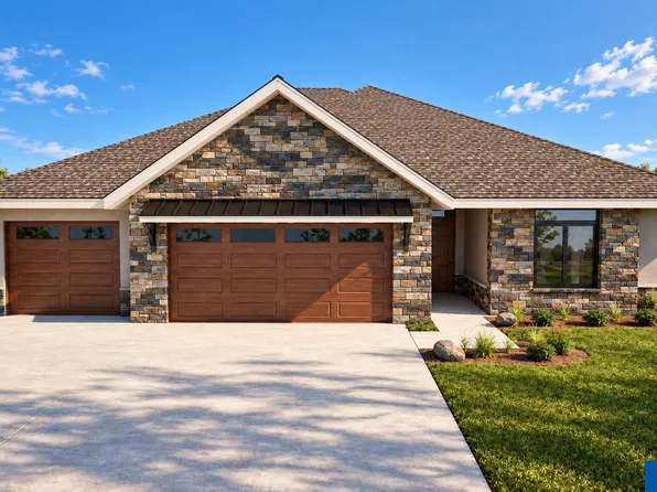 4111 Carnation Dr, Lincoln, NE 68516