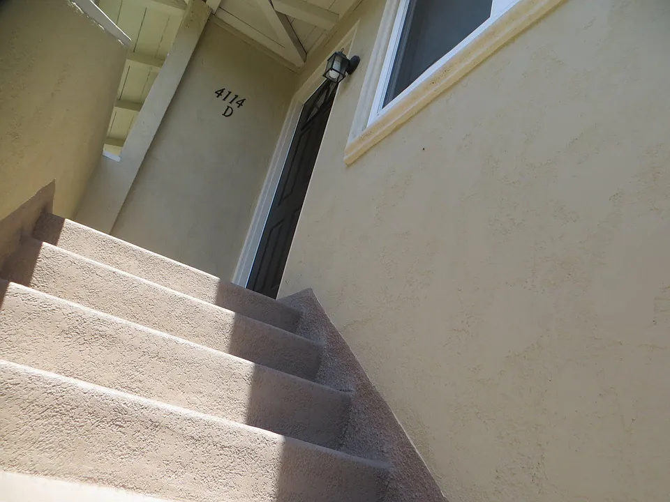 Entry Stairway