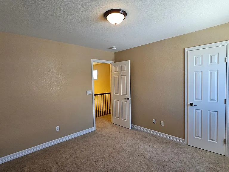 13952 E 107th Ave — Photo 16