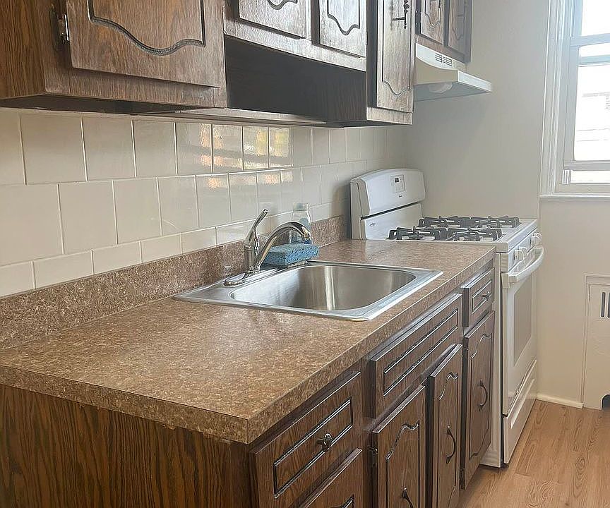 1st image of 7808 15th Ave Floor 2