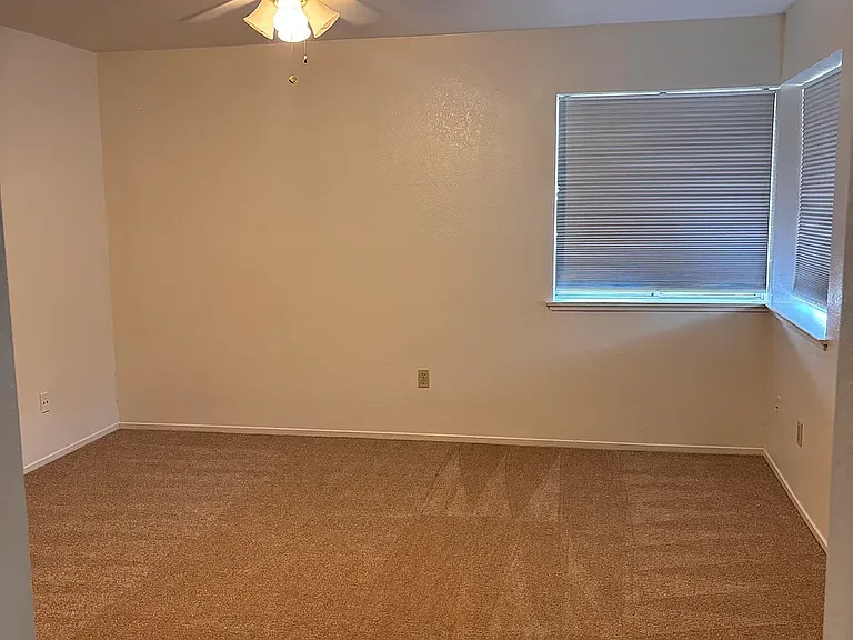 7170 Cloverleaf Way — Photo 14