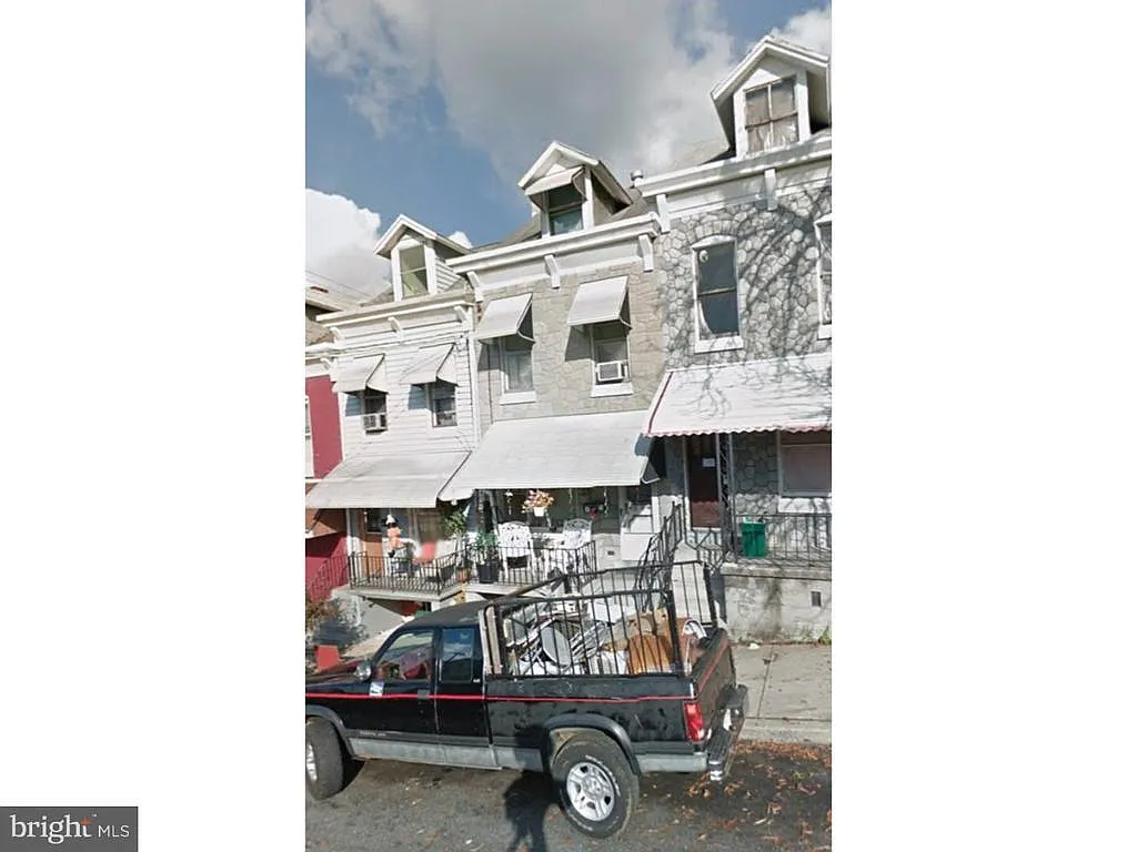 505 S 12th St photo 1