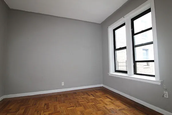 Rented by Bruma Realty LLC | media 21