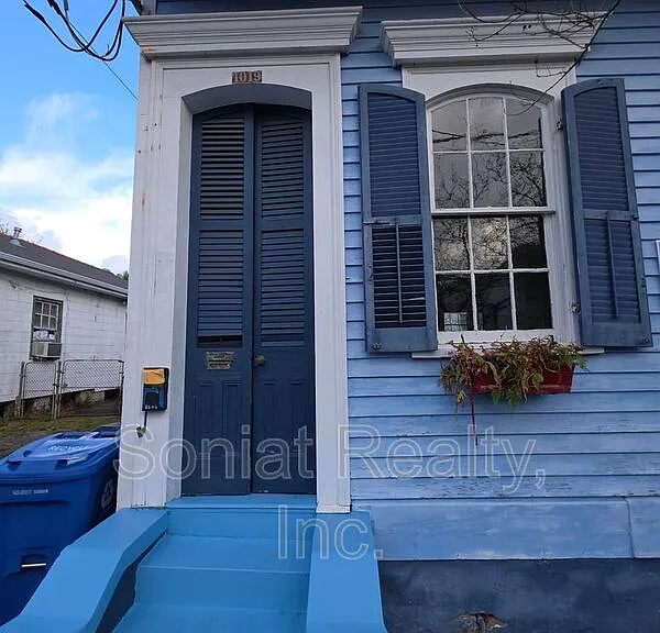 1019 Clouet St #FRONT — Photo 1