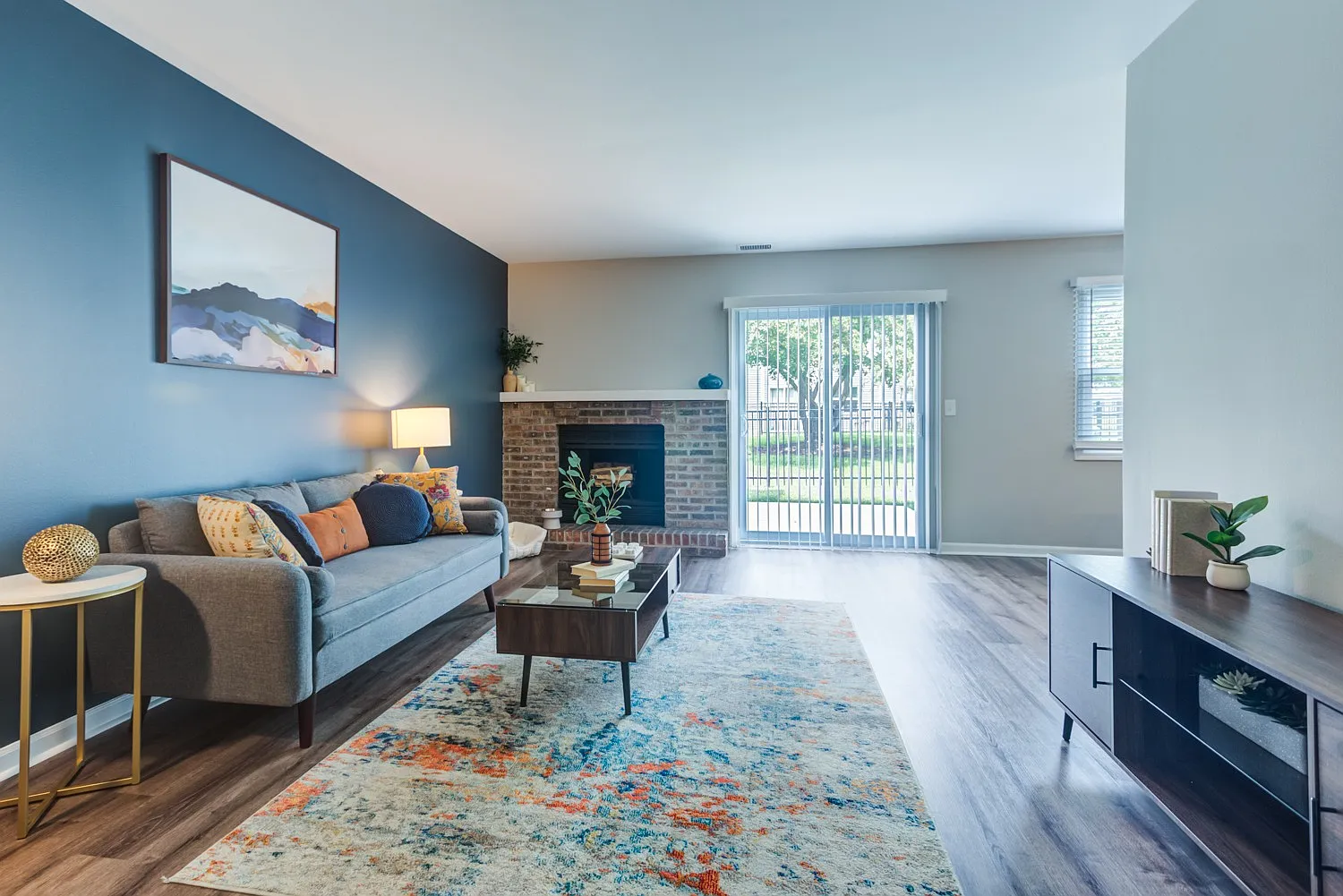 Haven on Long Grove — Photo 4