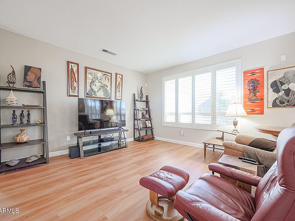 3rd image of 17981 N ADOBE MESA Court