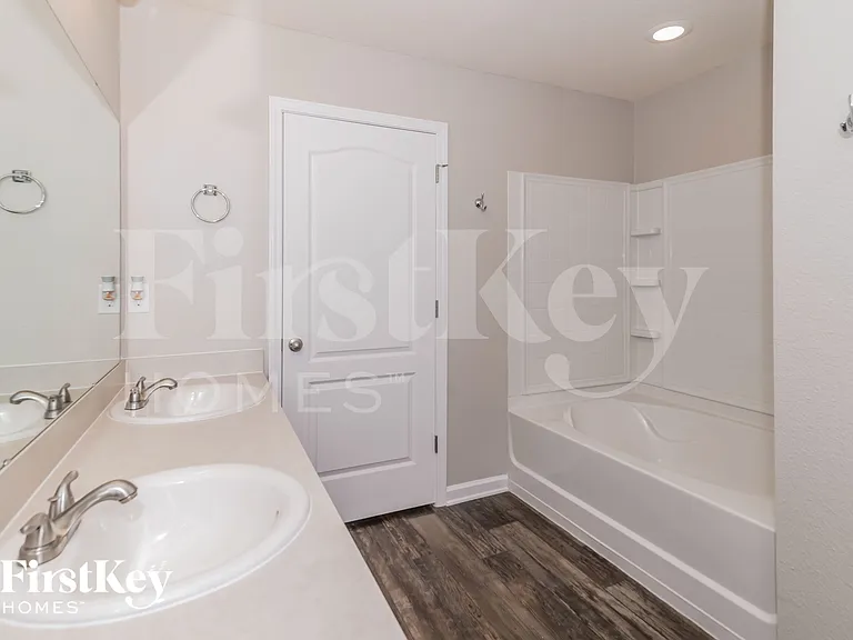 12233 Glimmer Way — Photo 8