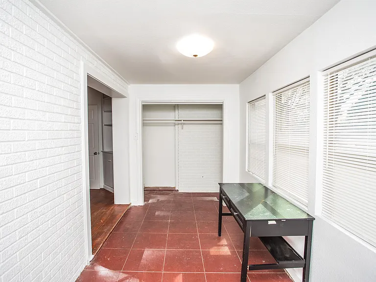 1602 Avenue X - PM2 - Front — Photo 18