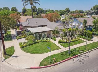 8025 Darby Pl, Reseda, CA 91335