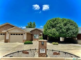 1339 Oakwood Cir, Portales, NM 88130