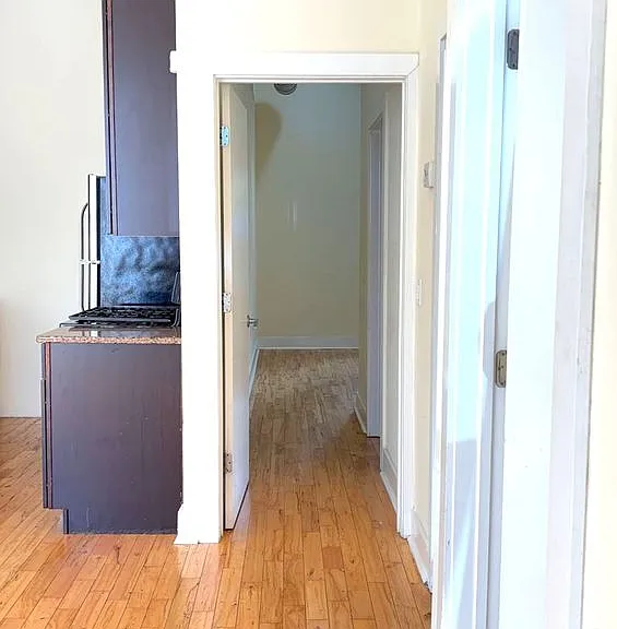 30th St N 1234 — Photo 7
