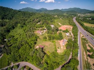 000 Buckeye Cove Rd, Canton, NC 28716