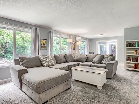 4th image of 14400 SW Yearling Way
