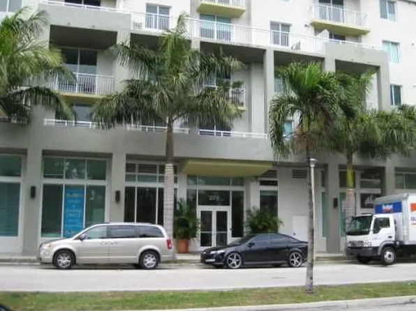 275 NE 18th St APT 802, Miami, FL 33132