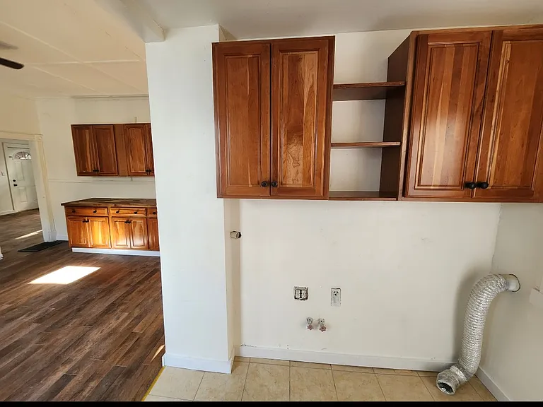 8 Vrooman Ave #1 — Photo 3