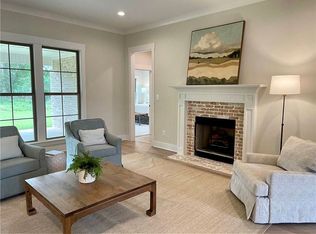 10249 Grady Ln, Mobile, AL 36695