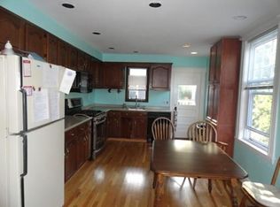 12 Prince St #2, Brookline, MA 02445