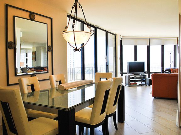 3rd image of 334 Padre Blvd #602