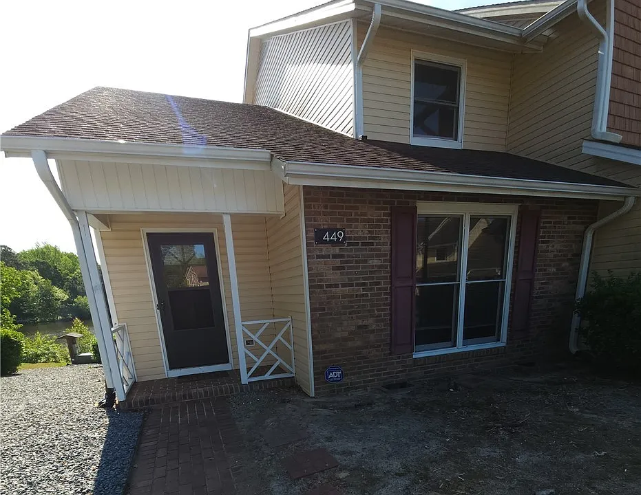 499 Lands End Rd