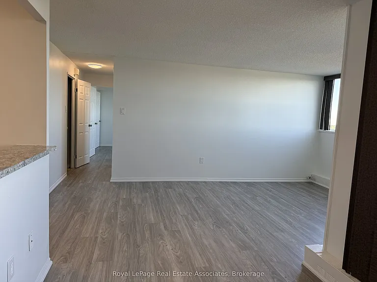 2900 Battleford Rd N #1008 — Photo 12