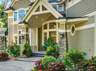 240 Bushaway Rd, Wayzata, MN 55391