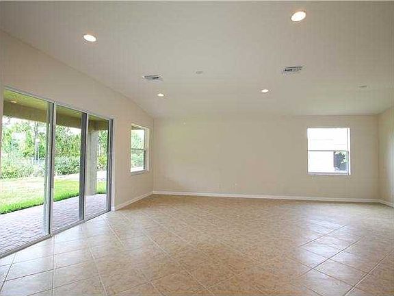 5th image of 5855 Venetto Way