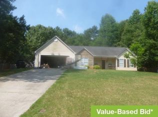 140 Azalea Dr, Winder, GA 30680