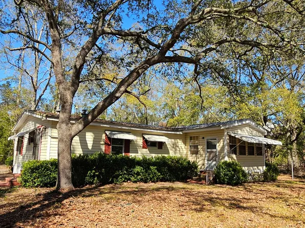 582 NE Champion Loop, Lee, FL 32059