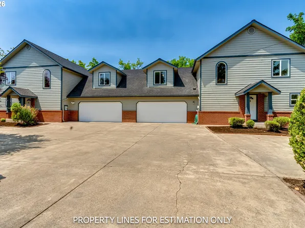 911 N 9th St, Cottage Grove, OR 97424