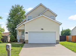 119 N Cavalcade Cir, Oak Grove, KY 42262