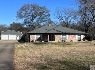 6202 Pebble Brook Dr, Texarkana, TX 75503