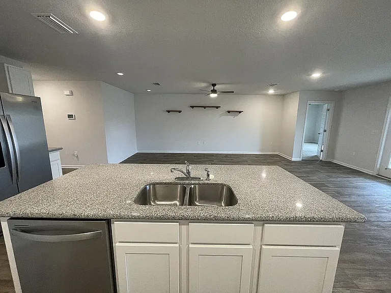 5628 Fulcina Ct — Photo 14