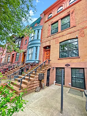 Rented by Douglas Elliman | media 20