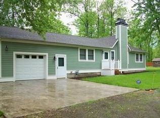 10320 1st St, Van Buren Bay, NY 14048