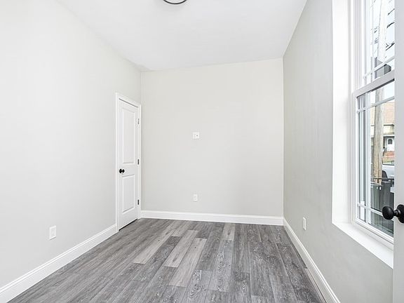 4th image of 83 Bradstreet Ave #3