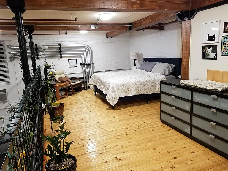 691 Trump St — Photo 29