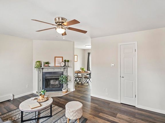 2nd image of 824 37th Ave Ct #824